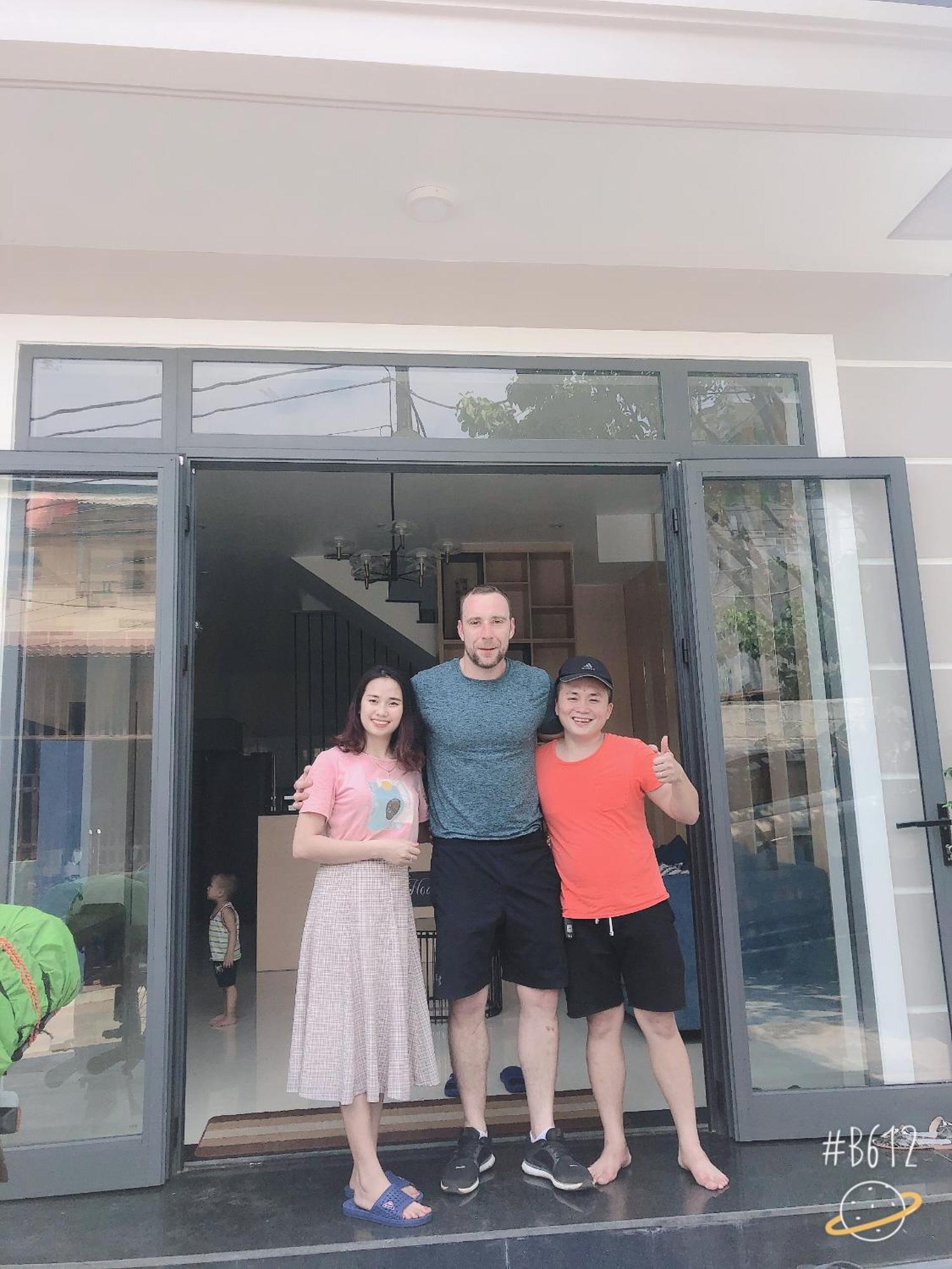 Peaceful House Hostel ドンホイ エクステリア 写真