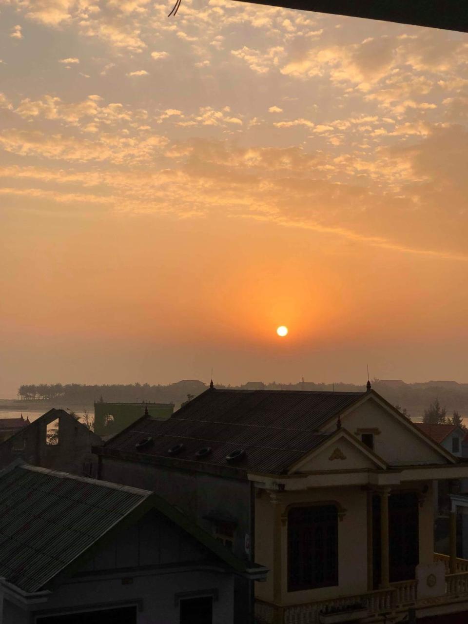 Peaceful House Hostel ドンホイ エクステリア 写真