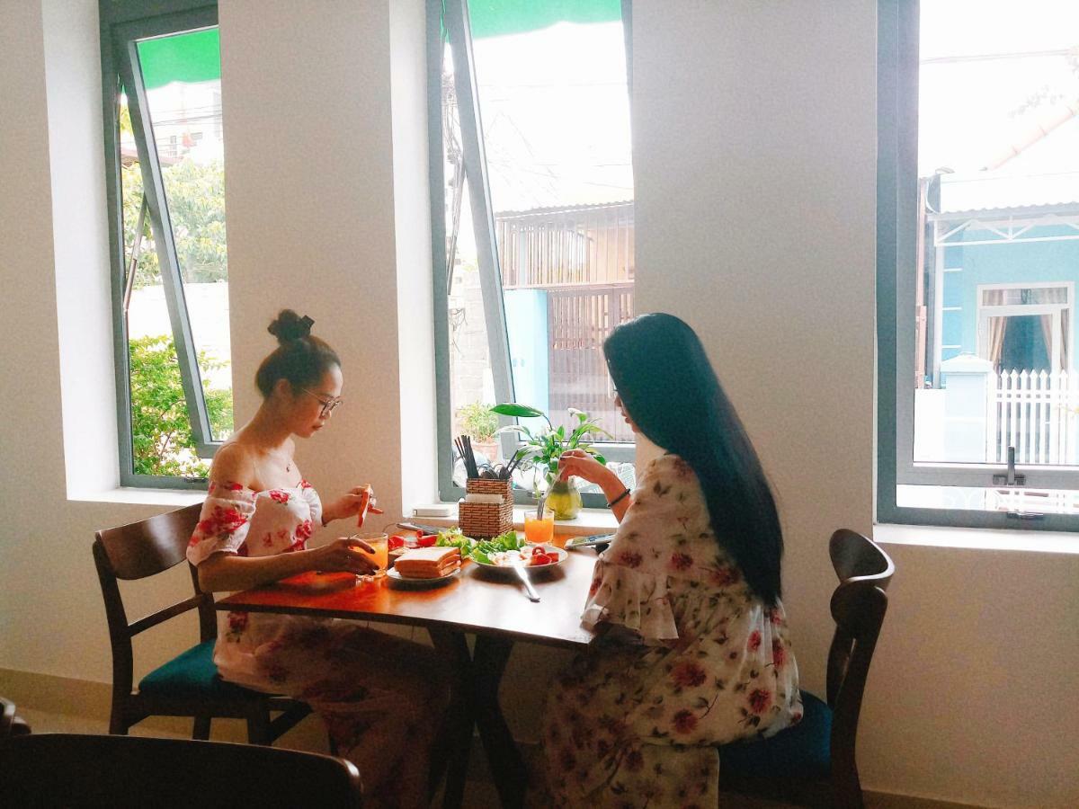 Peaceful House Hostel ドンホイ エクステリア 写真